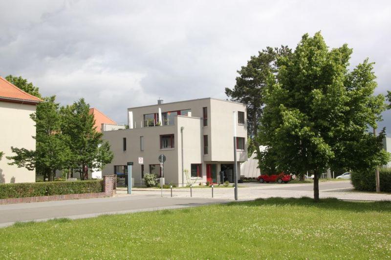 Appartements am Bauhaus Dessau-Rosslau Bagian luar foto